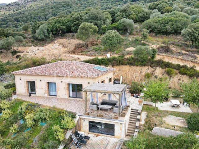 Vente Maison 4 pièces 150 m2 Propriano