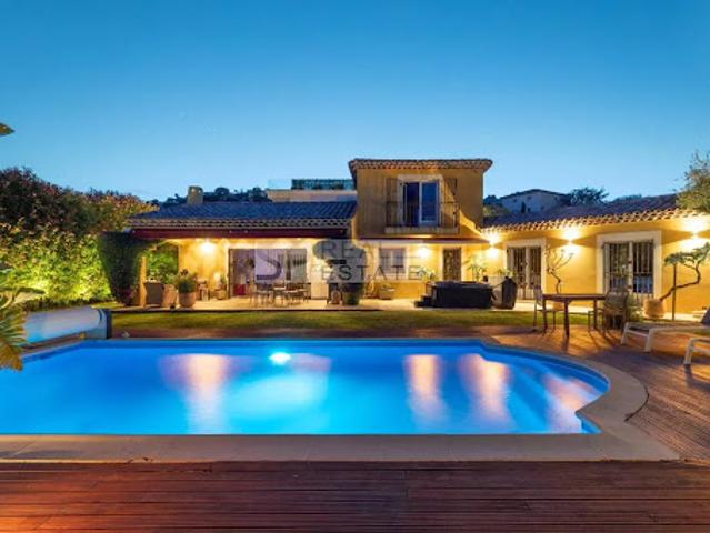 Vente Maison 4 pièces 150 m2 Vallauris
