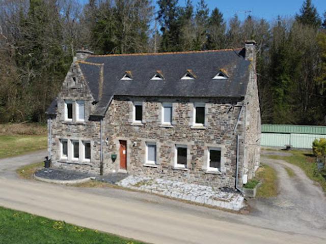 Vente Maison 4 pièces 166.88 m2 Plouguernével
