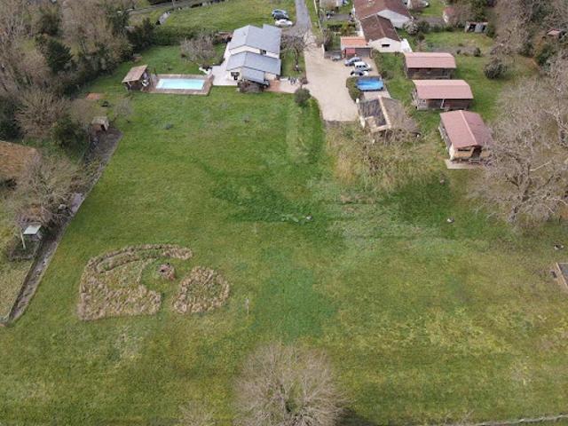 Vente Maison 4 pièces 168 m2 Jau Dignac et Loirac