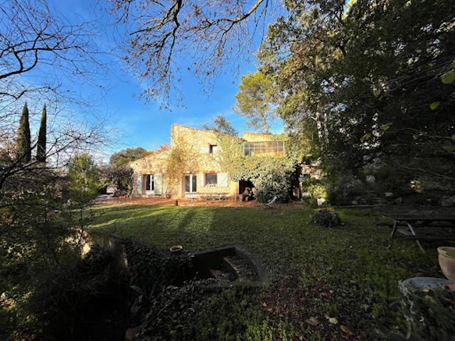 Vente Maison 4 pièces 160 m2 Beaurecueil