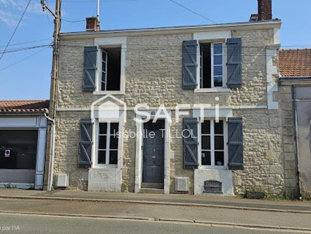 Vente Maison 4 pièces 160 m2 Luçon