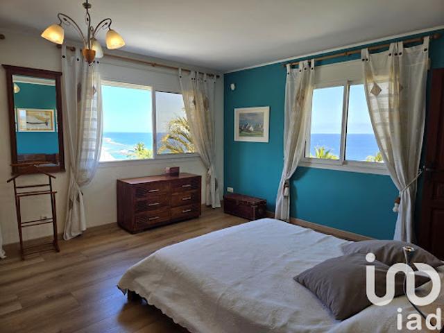 Vente Maison 4 pièces 160 m2 Saint Gilles Les Bains