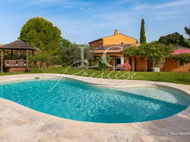 Vente Maison 4 pièces 170 m2 Callian