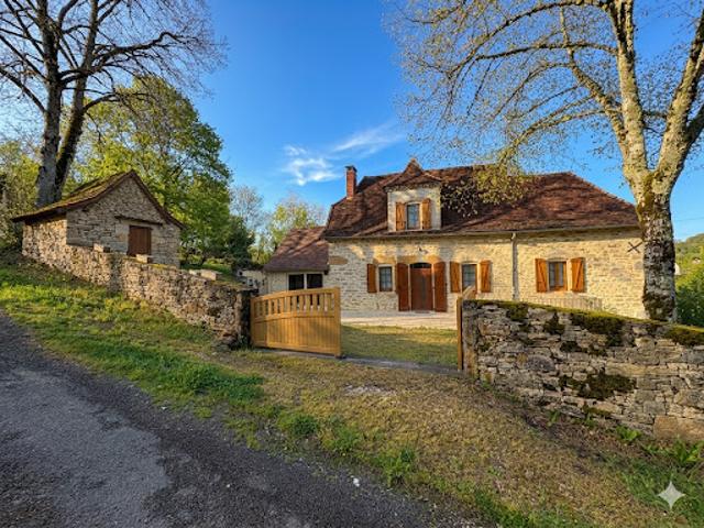 Vente Maison 4 pièces 170 m2 Lissac et Mouret