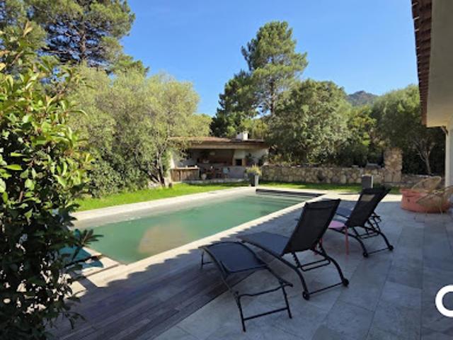 Vente Maison 4 pièces 170 m2 Sainte lucie de porto vecchio