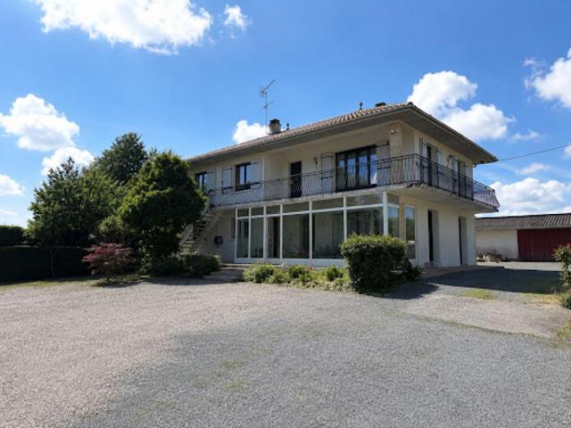Vente Maison 4 pièces 185.55 m2 Castets et Castillon