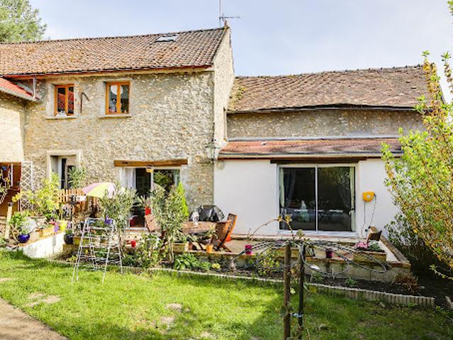 Vente Maison 4 pièces 180 m2 Forges les Bains