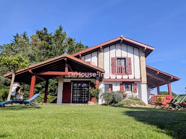 Vente Maison 4 pièces 181 m2 Urrugne