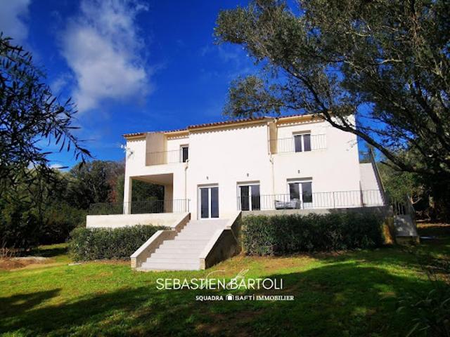 Vente Maison 4 pièces 208 m2 Figari