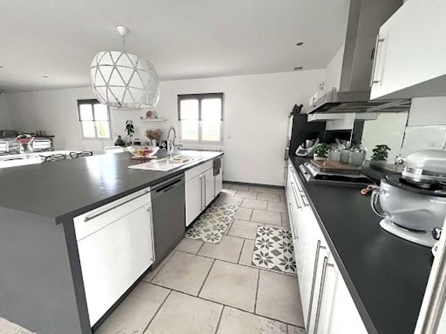 Vente Maison 4 pièces 201 m2 Entraigues sur la Sorgue