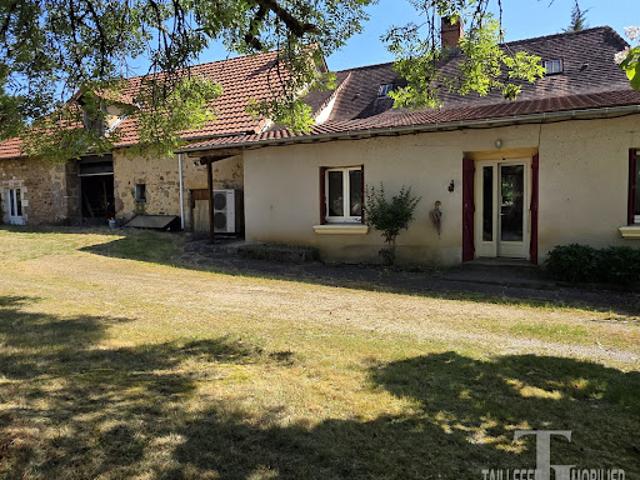 Vente Maison 4 pièces 218 m2 Corgnac sur l'Isle
