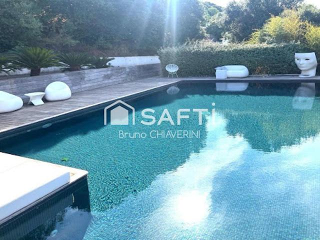 Vente Maison 4 pièces 219 m2 Ajaccio