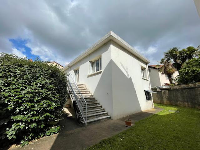 Vente Maison 4 pièces 219 m2 Venissieux
