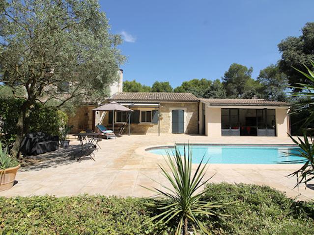 Vente Maison 4 pièces 211.95 m2 Nimes