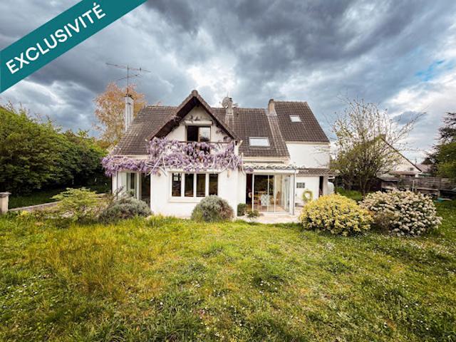 Vente Maison 6 pièces 212 m2 Orry la Ville