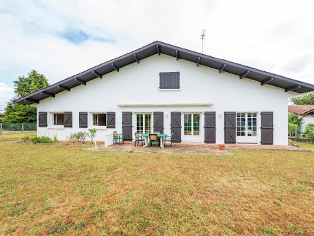 Vente Maison 4 pièces 223.63 m2 Arcangues
