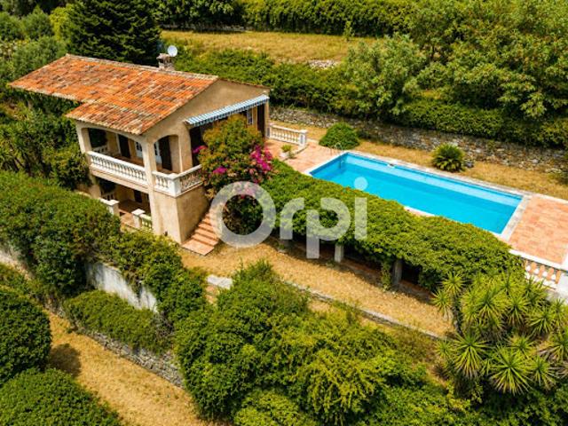 Vente Maison 4 pièces 238 m2 Montauroux