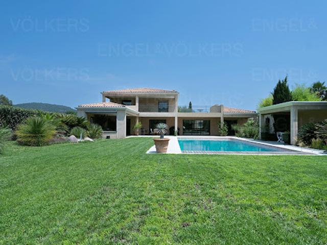 Vente Villa 6 pièces 242 m2 Grimaud