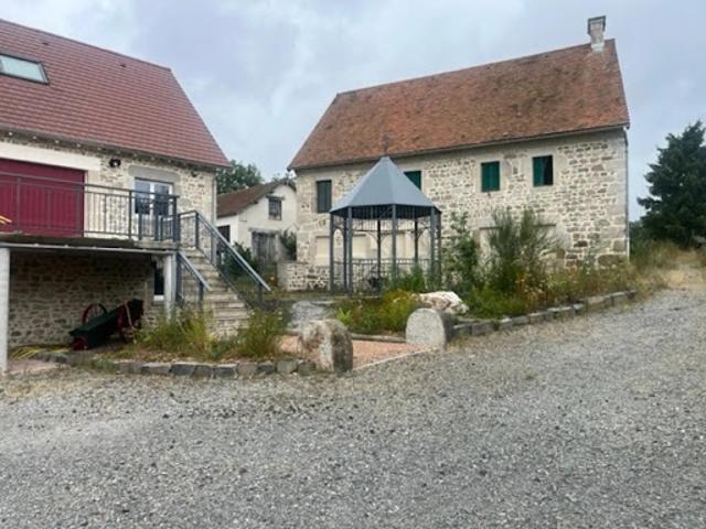 Vente Maison 4 pièces 240 m2 Tralaigues