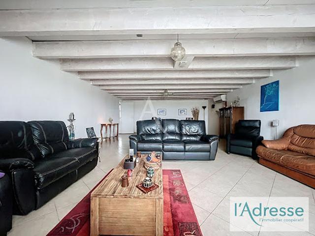 Vente Maison 4 pièces 338 m2 Villaudric