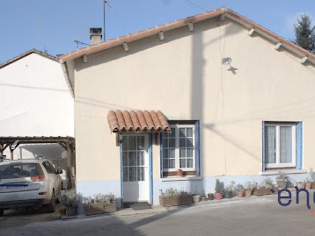 Vente Maison 4 pièces 60 m2 Roumazières Loubert