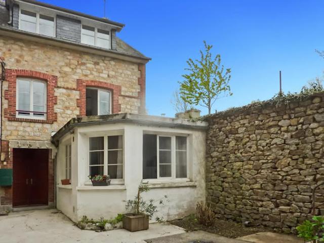 Vente Maison 4 pièces 65.31 m2 Bagnoles de l'Orne Normandie