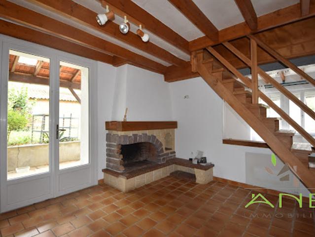 Vente Maison 4 pièces 65 m2 Montbron