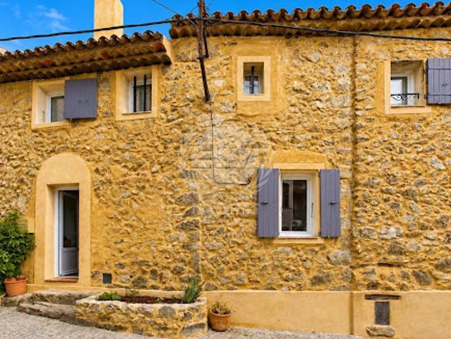 Vente Maison 4 pièces 66.65 m2 Plan de la Tour