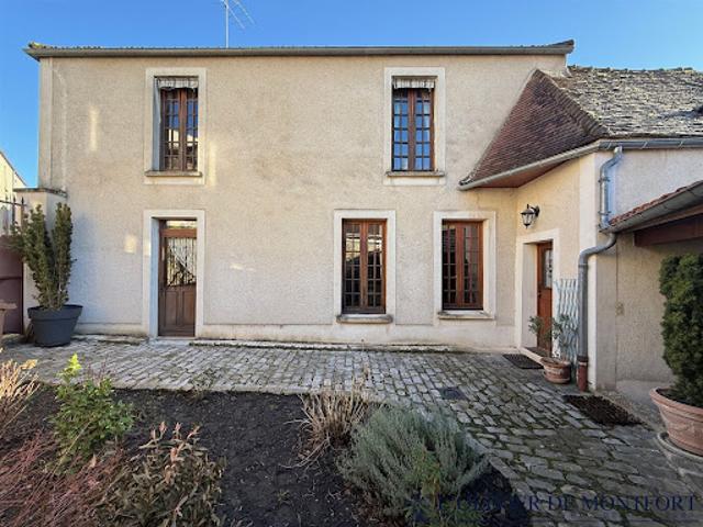 Vente Maison 4 pièces 70 m2 Montfort l'Amaury
