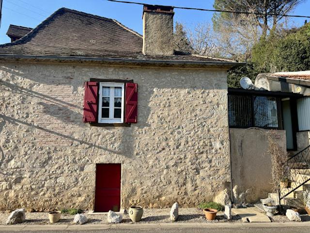 Vente Maison 4 pièces 70 m2 Tour de Faure