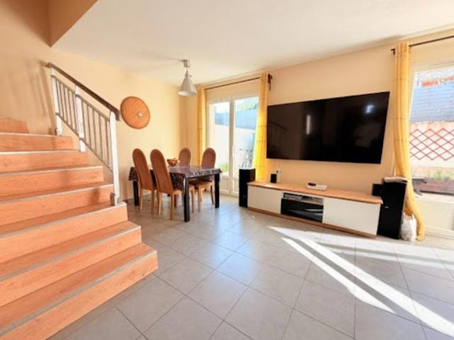 Vente Maison 4 pièces 71 m2 Meyrargues