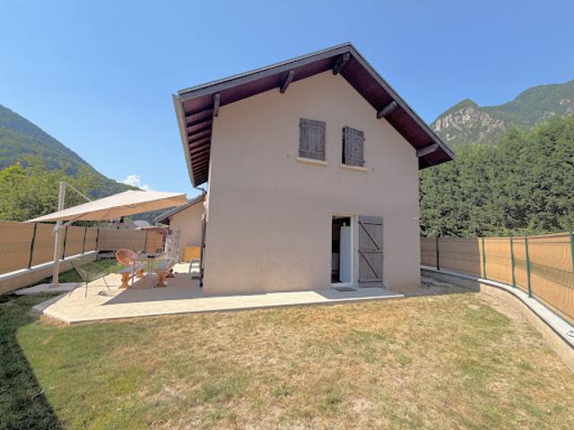 Vente Maison 4 pièces 73 m2 Epierre