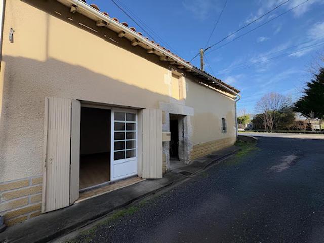 Vente Maison 4 pièces 75.32 m2 Saint Laurent de Cognac
