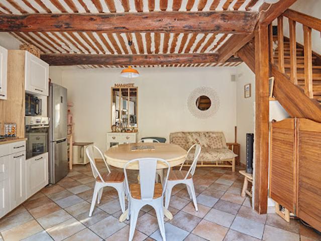 Vente Maison 4 pièces 75 m2 Alleins