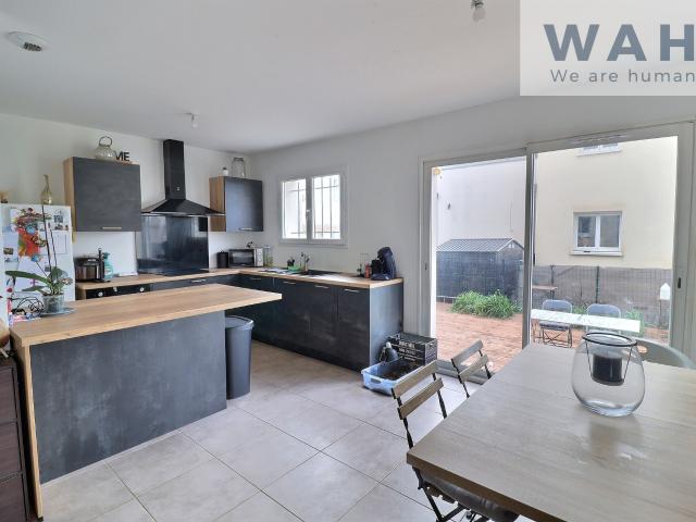 VENTE MAISON 4 pièces 75 m2 en R+1 30600 VAUVERT