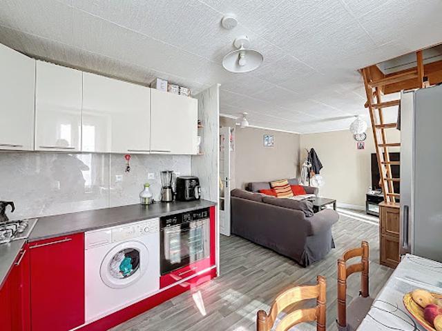 Vente Maison 4 pièces 76.52 m2 Saintry sur Seine