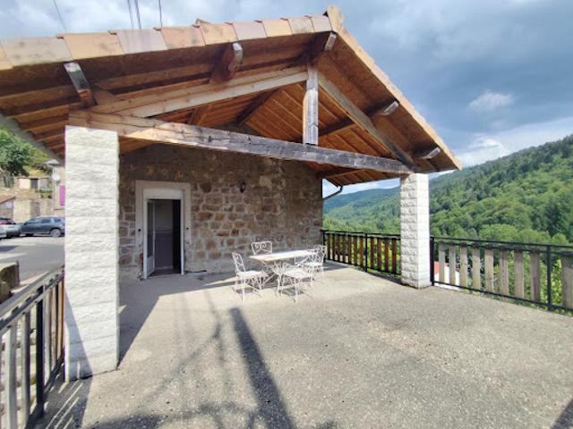 Vente Maison 4 pièces 76.86 m2 Le Chambon