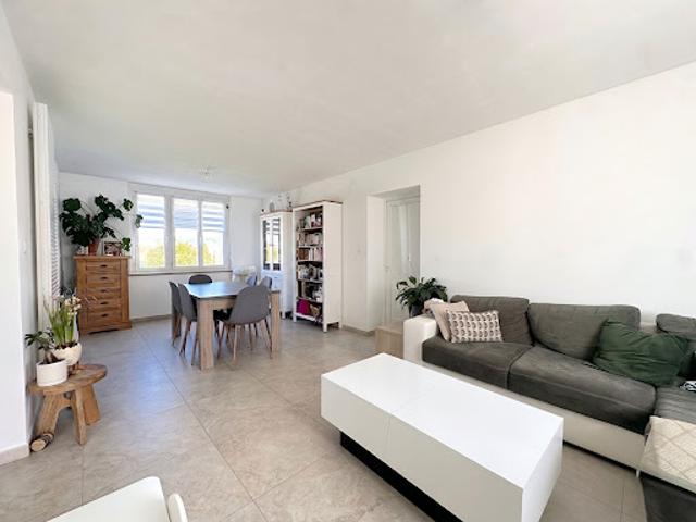 Vente Maison 4 pièces 78.47 m2 Mardeuil