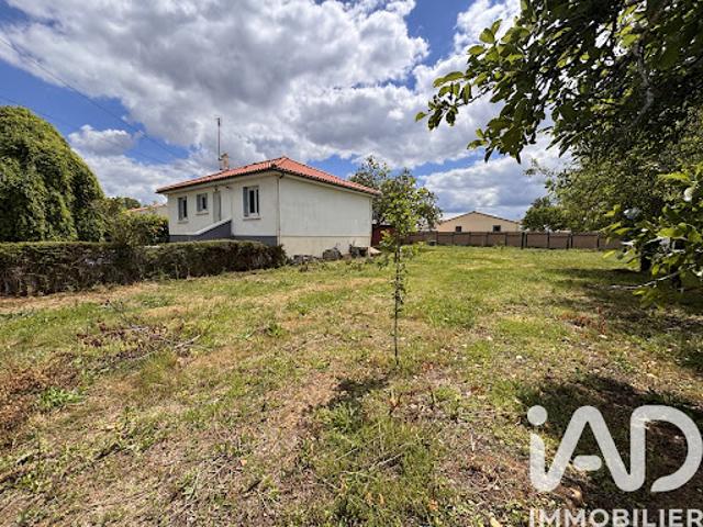 Vente Maison 4 pièces 78 m2 Fontenay le Comte