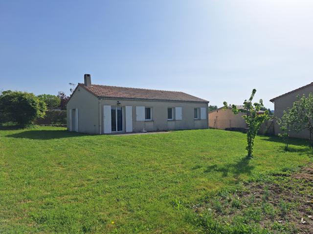 Vente Maison 4 pièces 79 m2 Alboussière