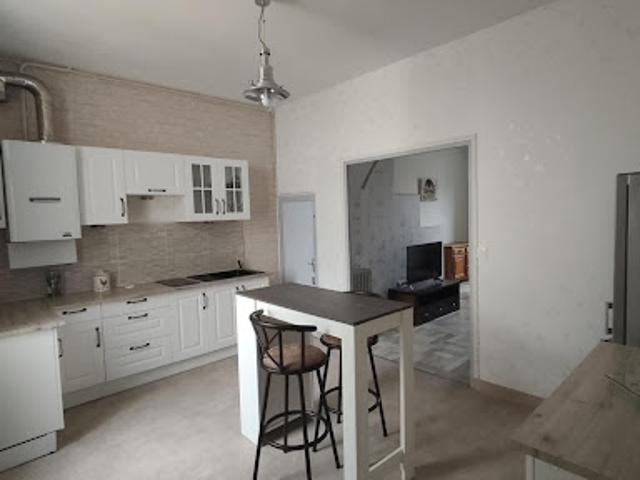 Vente Maison 4 pièces 81.18 m2 Saintes