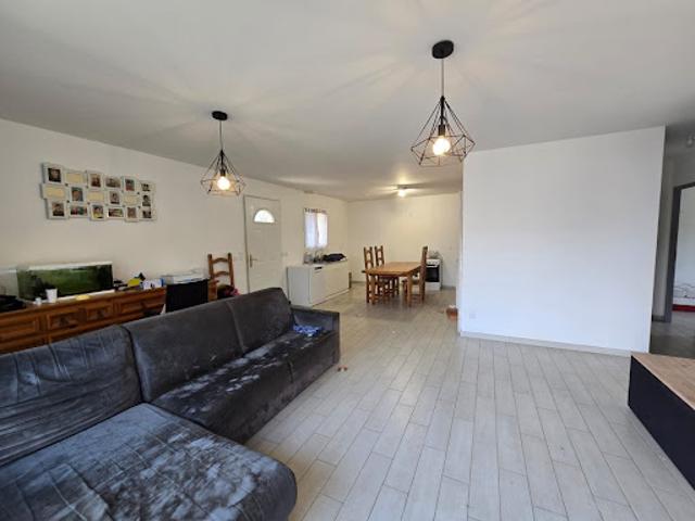Vente Maison 4 pièces 81 m2 Le Broc