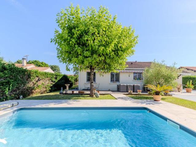 Vente Maison 4 pièces 81 m2 Saint Louis de Montferrand