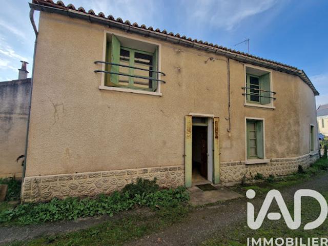 Vente Maison 4 pièces 81 m2 Saint Martin de Sanzay
