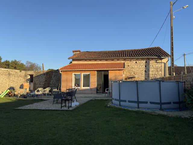 Vente Maison 4 pièces 82 m2 Chasseneuil sur Bonnieure