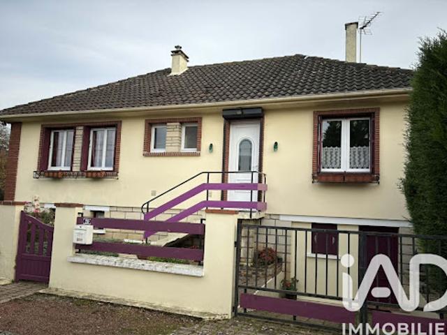 Vente Maison 4 pièces 82 m2 La Neuville Roy