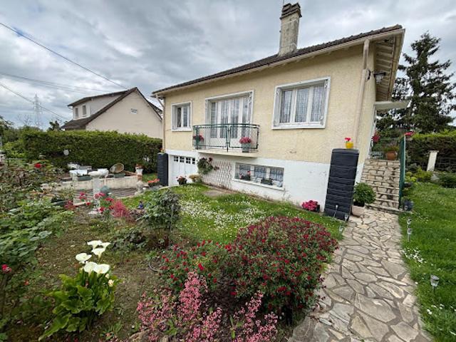 Vente Maison 4 pièces 82 m2 Medan