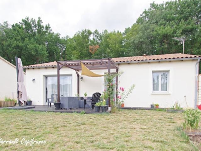 Vente Maison 4 pièces 82 m2 Saint Julien l'Ars