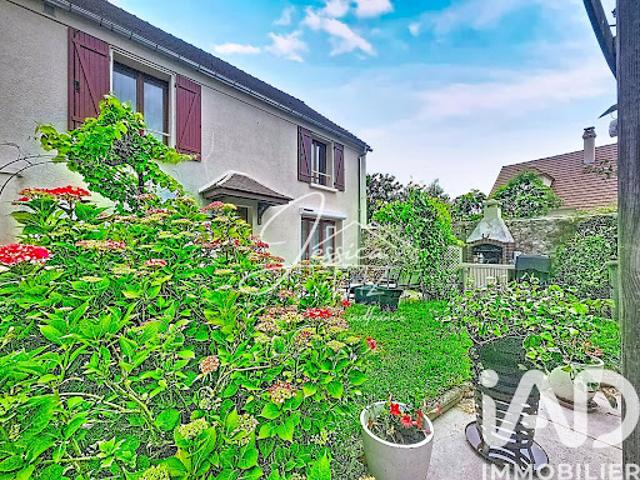 Vente Maison 4 pièces 83 m2 Le Plessis Belleville